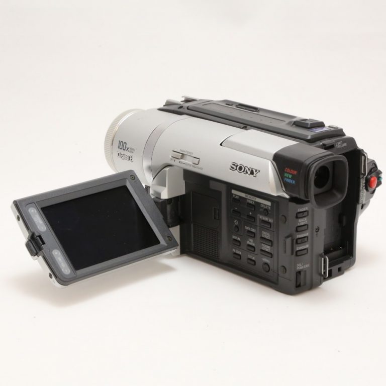 Sony DCRTRV620E Hi8 Camcorder inkl. Zubehörpaket reshoot