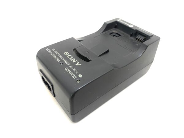 Original SONY AC-VF50 Akku Ladegerät für F Akkus – Bild 4